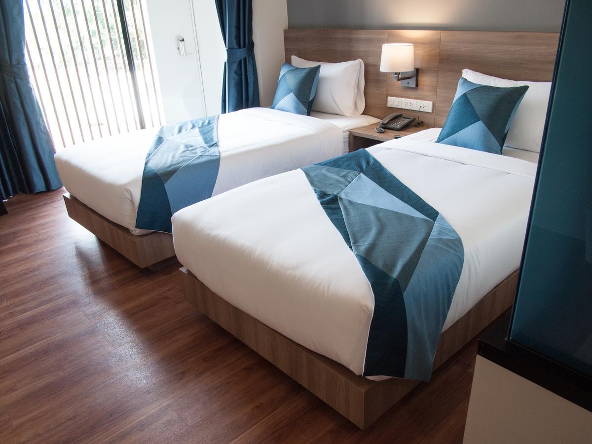 Blue Rabbit Hotel Chanthaburi Exteriör bild